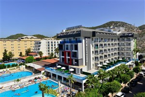 hotel White City Beach 16+
