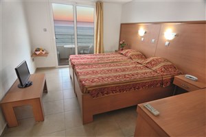 hotelový komplex Ilyssion Beach Resort