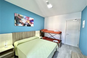 Hotel Old River