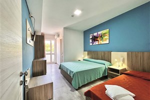 Hotel Old River
