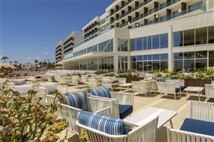 hotelový komplex Chrysomare Beach Hotel & Resort
