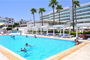 hotel Vrissiana Beach
