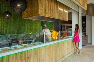 hotelový komplex Malama Beach Holiday Village
