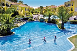 hotelový komplex Malama Beach Holiday Village