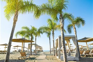 hotelový komplex St. Raphael Resort