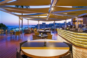 hotelový komplex St. Raphael Resort