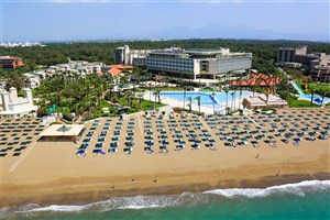 hotelový komplex Adora Resort