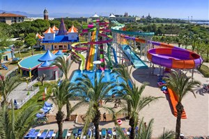 hotelový komplex IC Green Palace