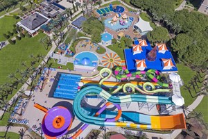 hotelový komplex IC Green Palace