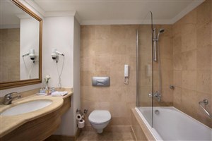 hotelový komplex IC Green Palace