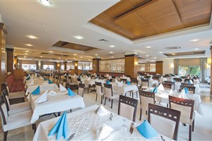 hotelový komplex Club Calimera Serra Palace