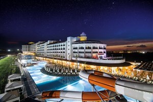 hotelový komplex Port River Hotel & Spa