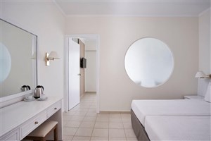 hotelový komplex Kiotari Miraluna Resort