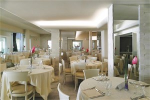 hotelový komplex Scoglio Della Galea Village & Spa
