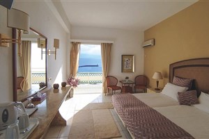 hotelový komplex Palmariva Beach Hotel