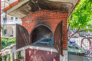 privát Mladen