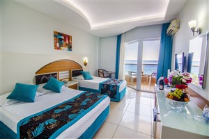 hotel Kleopatra Ada Beach