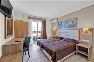 hotel Messonghi Beach Holiday Resort