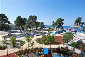 Apartmány Zaton Holiday Resort 3* A